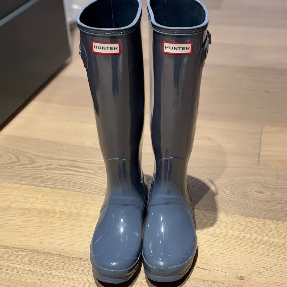 Hunter | Tall Black Original Shiny Glossy Hunter Rain Boots Gray US 10